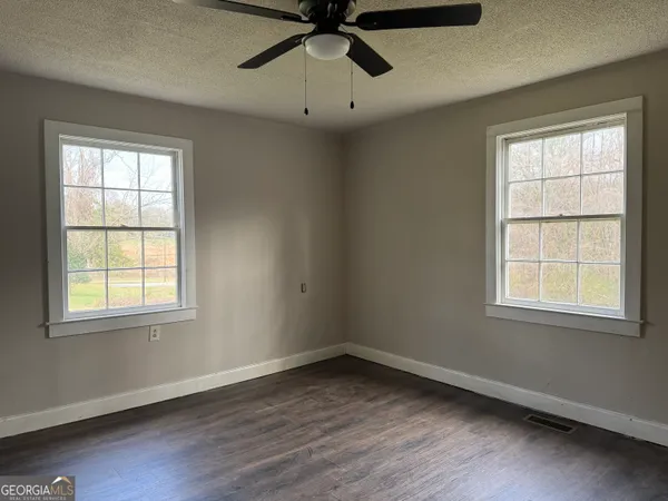 $300,000 | 734 Bowersville Road, Carnesville, GA 30521