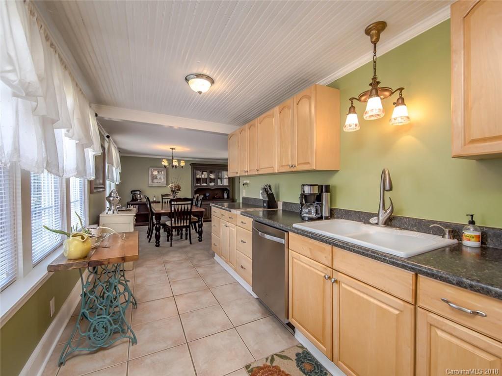 254 Liberty Road Candler, NC 28715 - Photo 15 of 26 Gallery Image 15