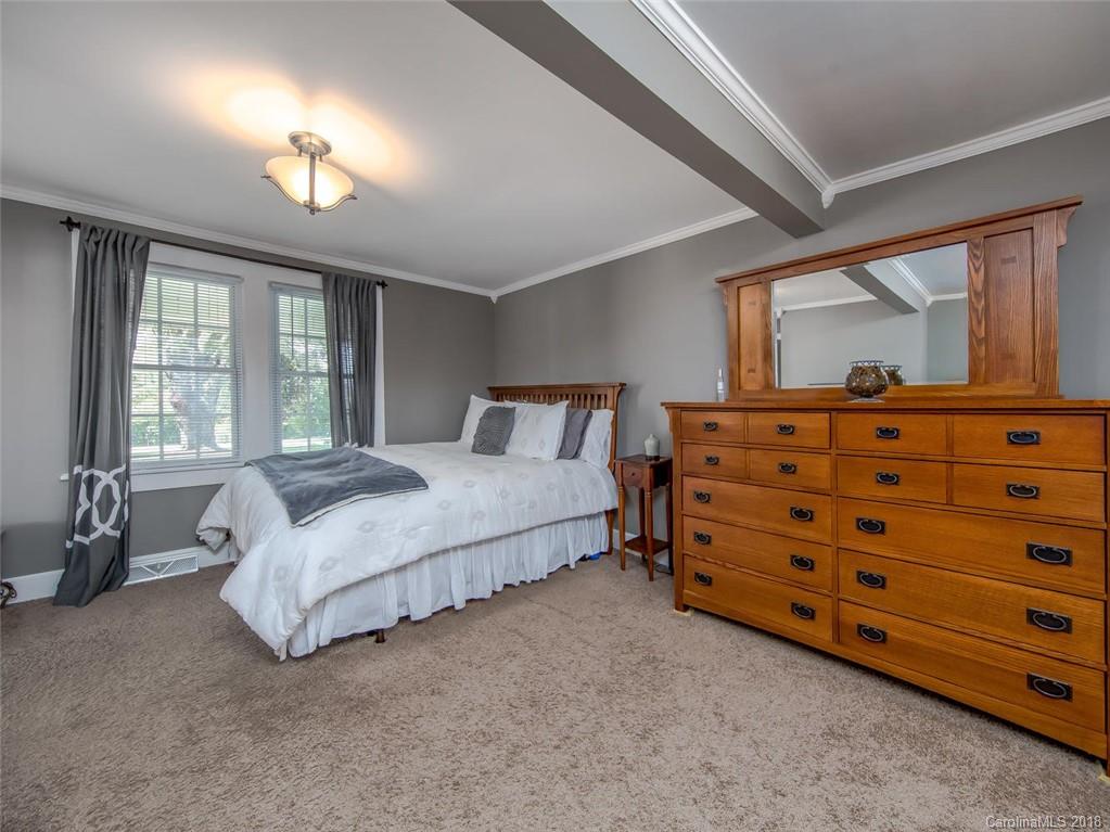 254 Liberty Road Candler, NC 28715 - Photo 16 of 26 Gallery Image 16
