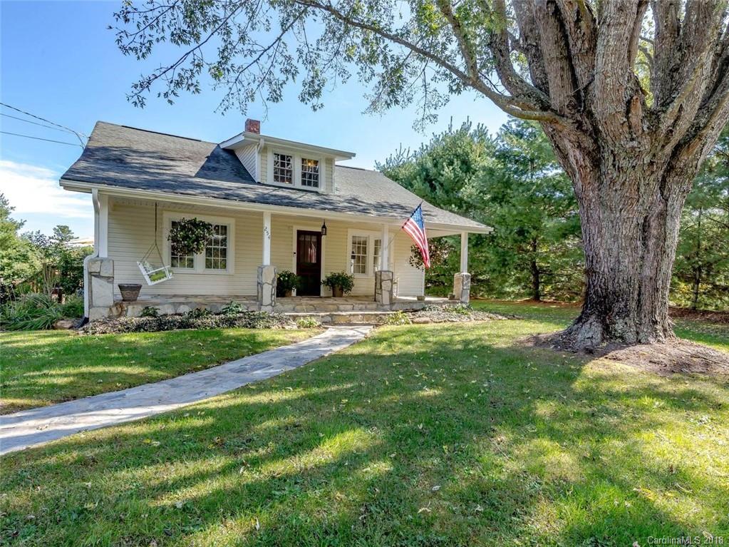 254 Liberty Road Candler, NC 28715 - Photo 5 of 26 Gallery Image 5