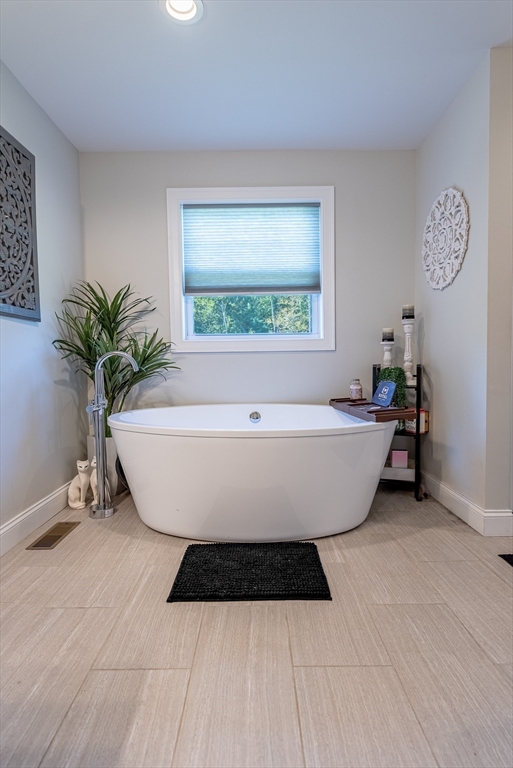 264 Collins Corner Road Dartmouth, MA 02747 - Photo 24 of 42