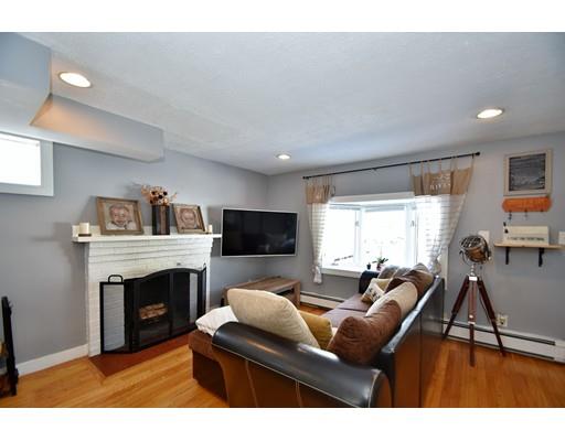 110 Hillcrest Road Waltham, MA 02451 - Photo 5 of 26 Gallery Image 5