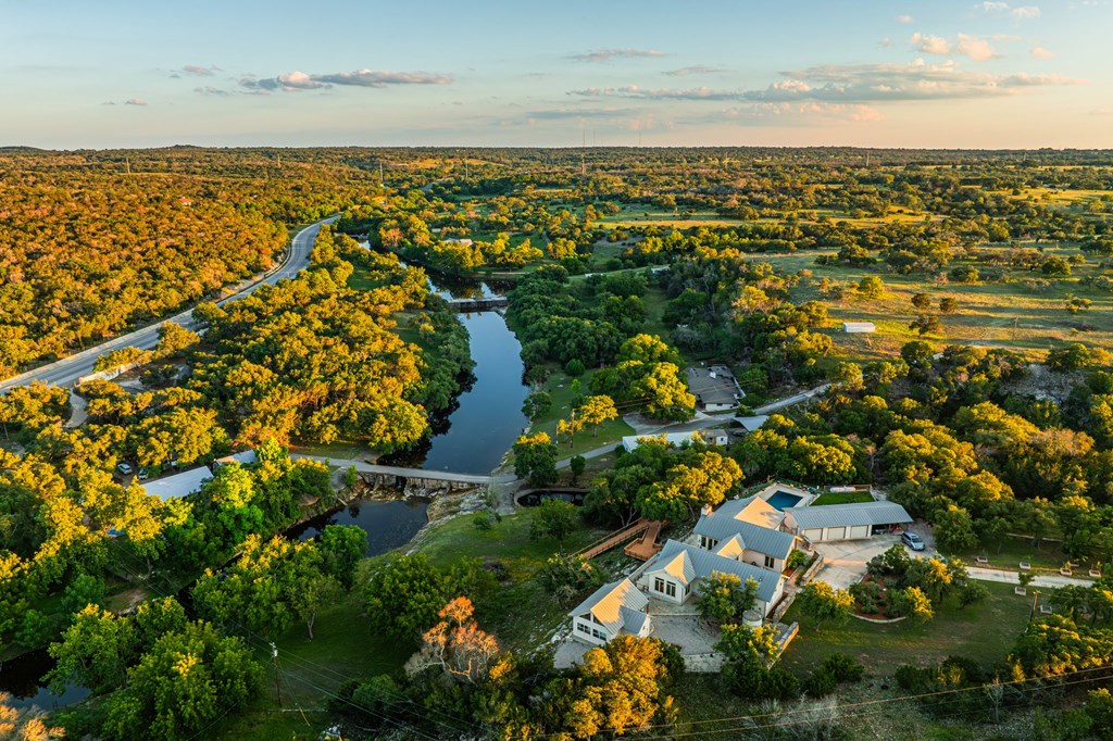 364 Wolf Creek Road Fredericksburg, TX 78624 - Photo 48 of 62