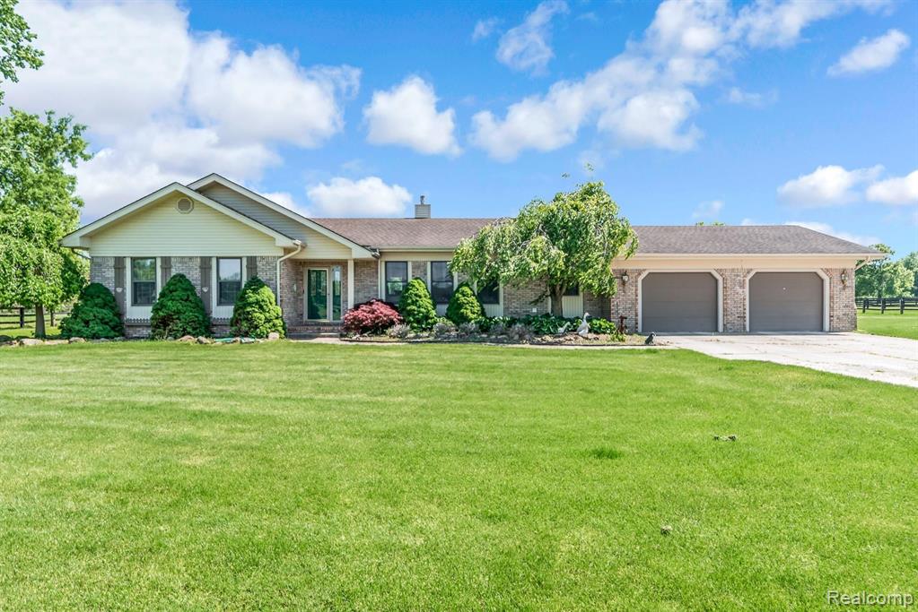 1491 West Sutton Road Metamora, MI 48455 - Photo 15 of 60