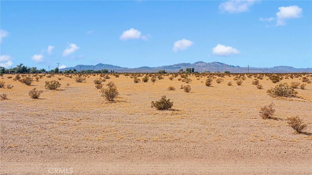 0 Barrett Yermo, CA 92398 - Photo 4 of 13 a view of lake view and mountain