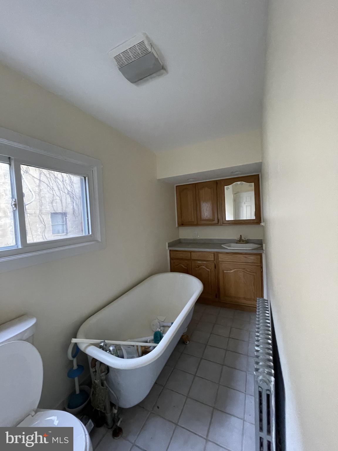 840 Columbus Road Burlington, NJ 08016 - Photo 11 of 53 lower bathroom
