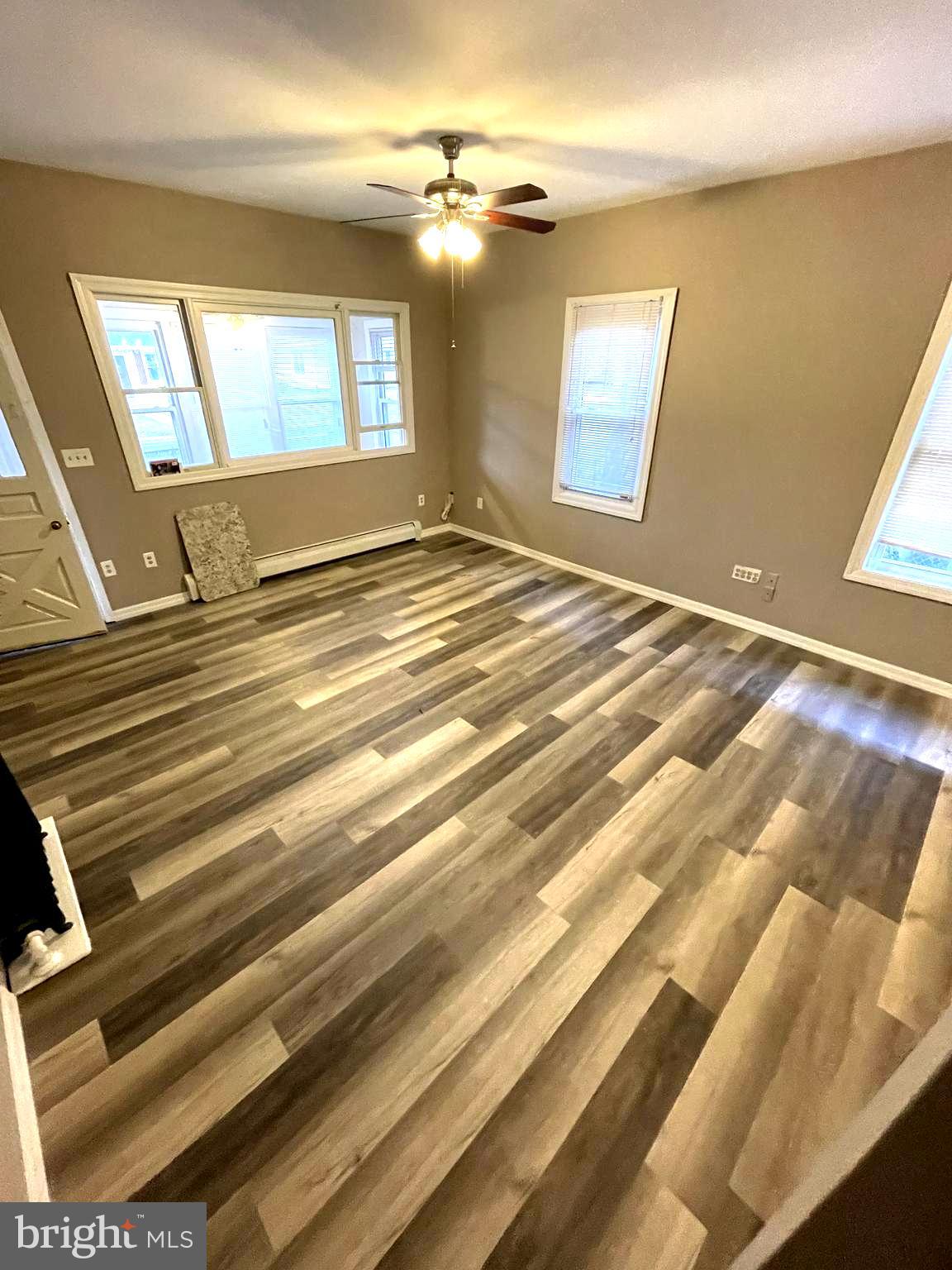 840 Columbus Road Burlington, NJ 08016 - Photo 30 of 53 living