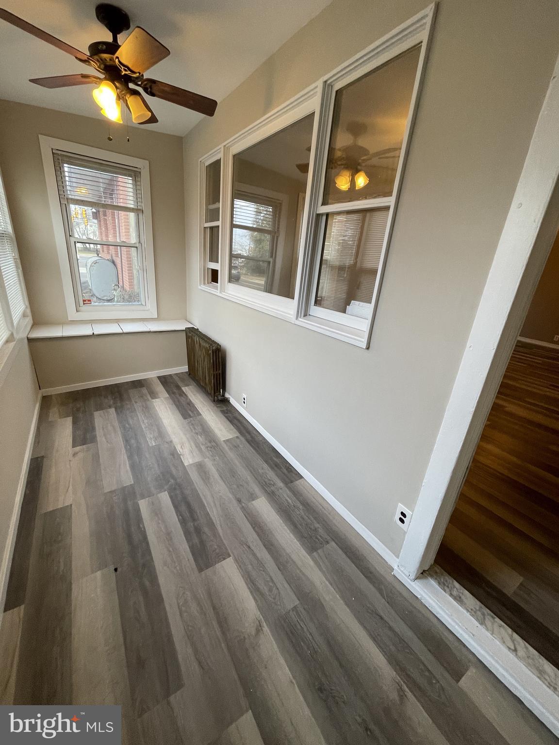 840 Columbus Road Burlington, NJ 08016 - Photo 7 of 53 foyer