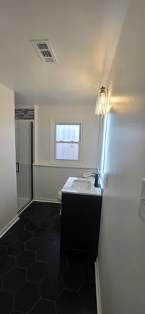 $225,000 | 2244 West 157th Place, Markham, IL 60426