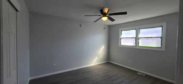 $225,000 | 2244 West 157th Place, Markham, IL 60426