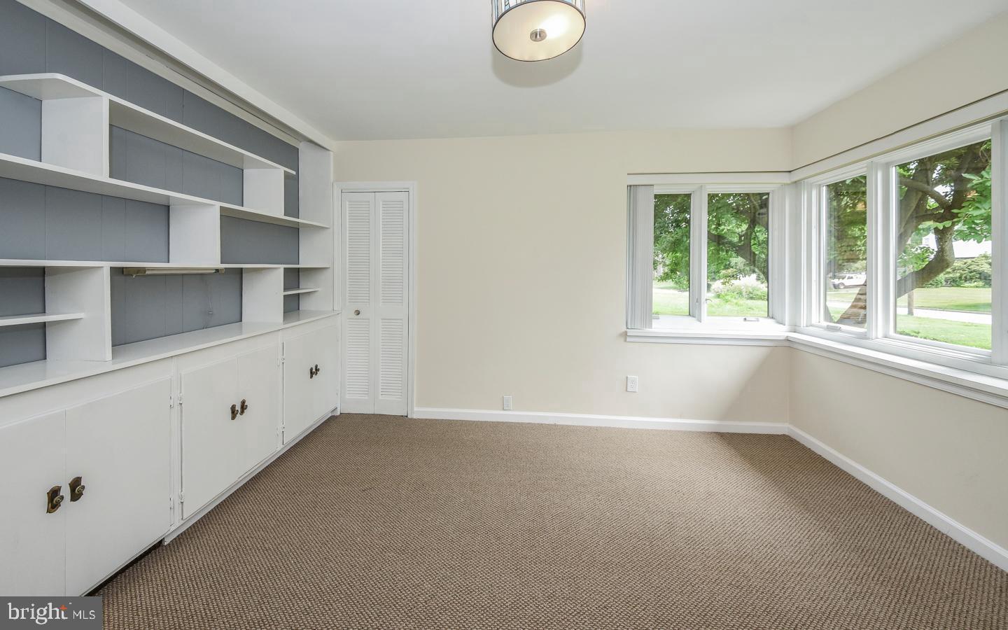 8104 Heacock Lane Wyncote, PA 19095 - Photo 12 of 24
