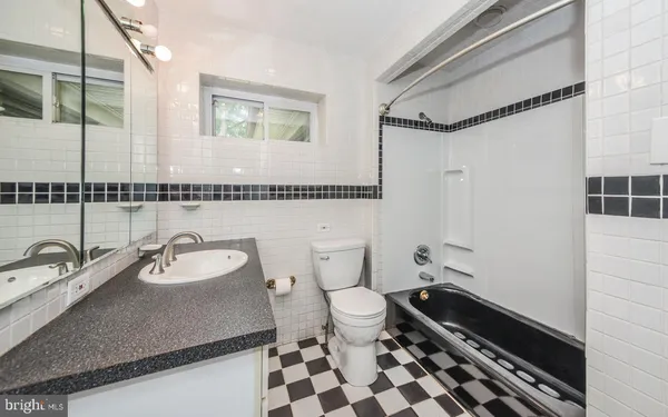 $3,200 | 8104 Heacock Lane, Wyncote, PA 19095