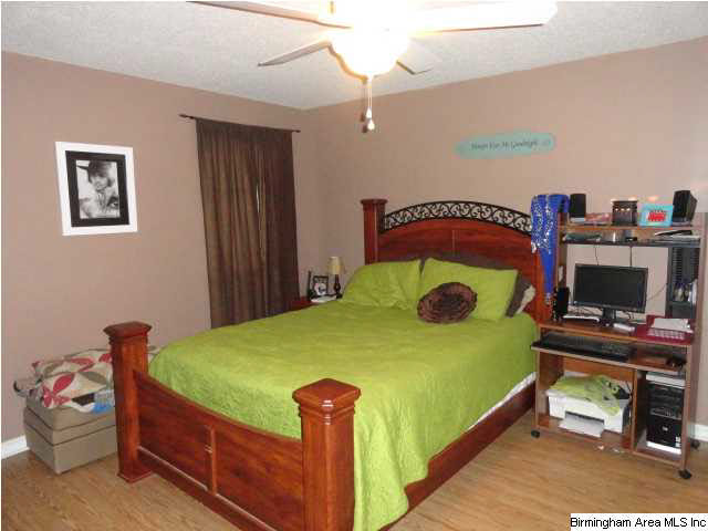 120 Twin Ridge Road Warrior, AL 35180 - Photo 7 of 17