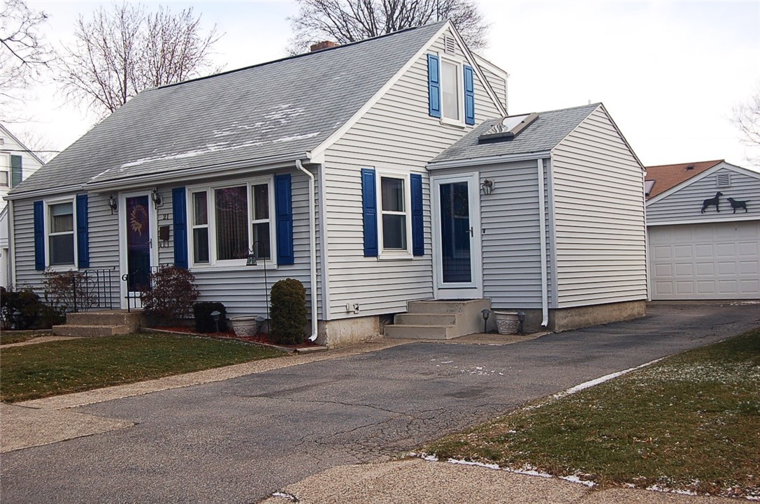 21 Ruth Street Pawtucket, RI 02861 - Photo 1 of 27 Exterior Front