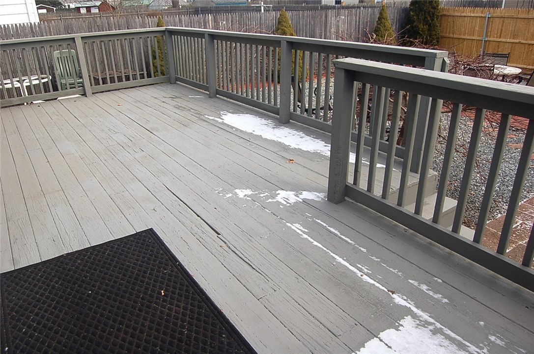 21 Ruth Street Pawtucket, RI 02861 - Photo 24 of 27 Deck