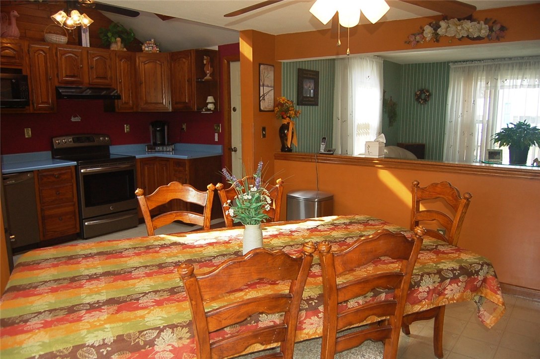 21 Ruth Street Pawtucket, RI 02861 - Photo 5 of 27 Eat in Kitchen