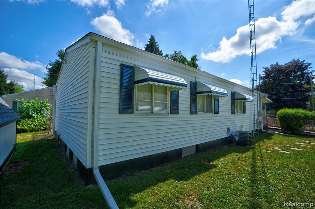 3710 Branch Road Flint, MI 48506 - Photo 9 of 46