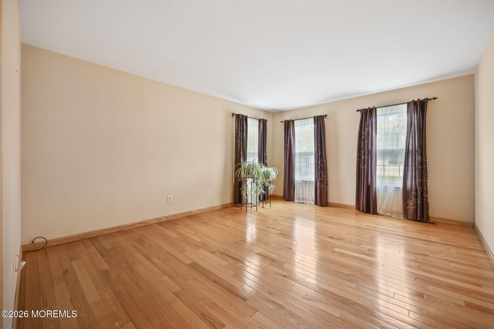 10 Marc Drive Howell, NJ 07731 - Photo 13 of 40 11-web-or-mls-LPM_5288