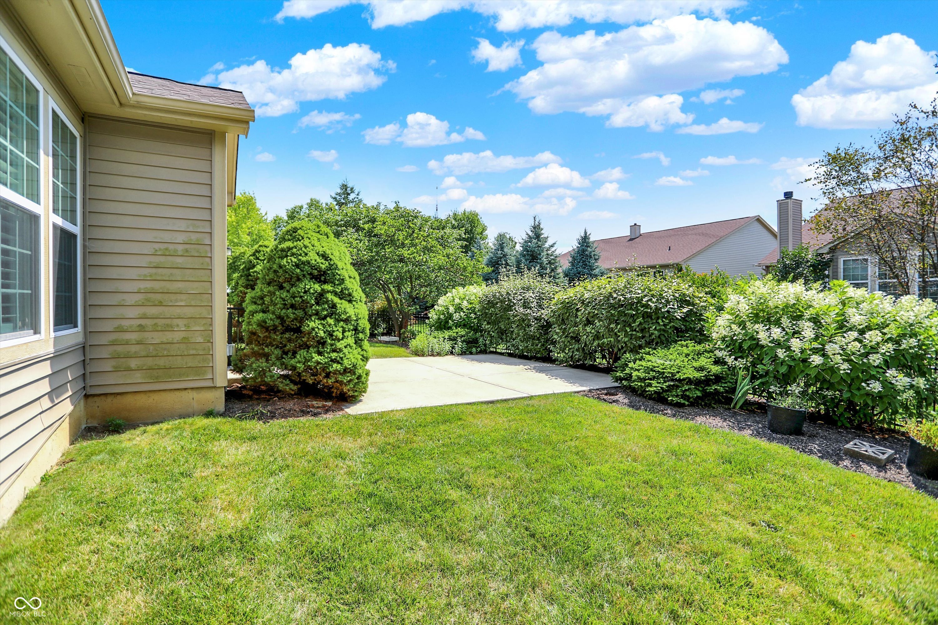 16130 Matlock Circle Westfield, IN 46074 - Photo 3 of 32