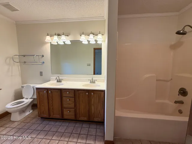 $1,350 | 808 Mandarin Trail, Jacksonville, NC 28540