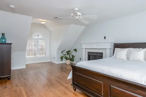 $1,075,000 | 515 Old Dunstable Road, Groton, MA 01450