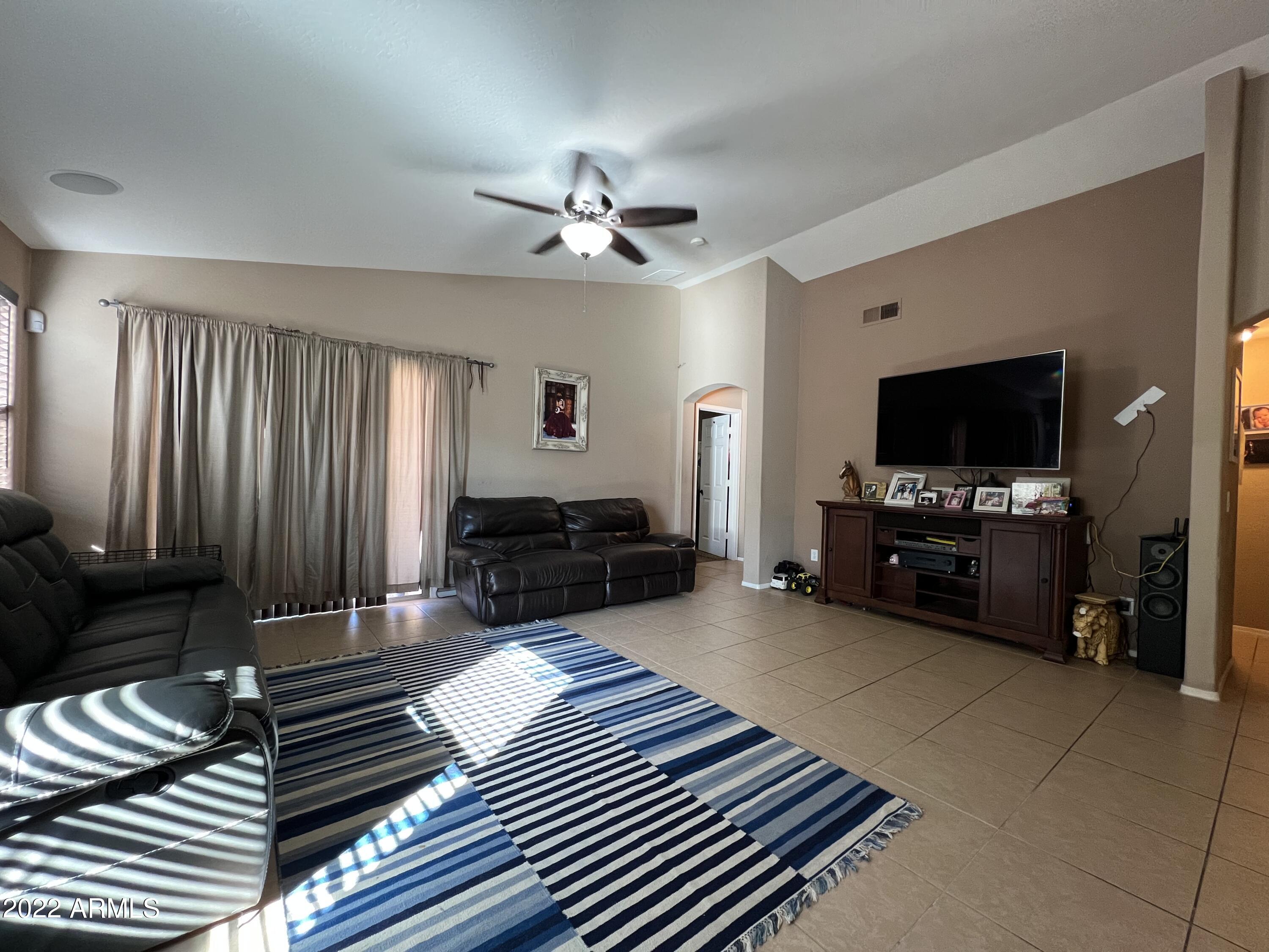 4524 West Fremont Rd. Laveen, AZ 85339 - Photo 6 of 19 3F7402DE-8CD7-4487-8764-3CB5FA7FE923