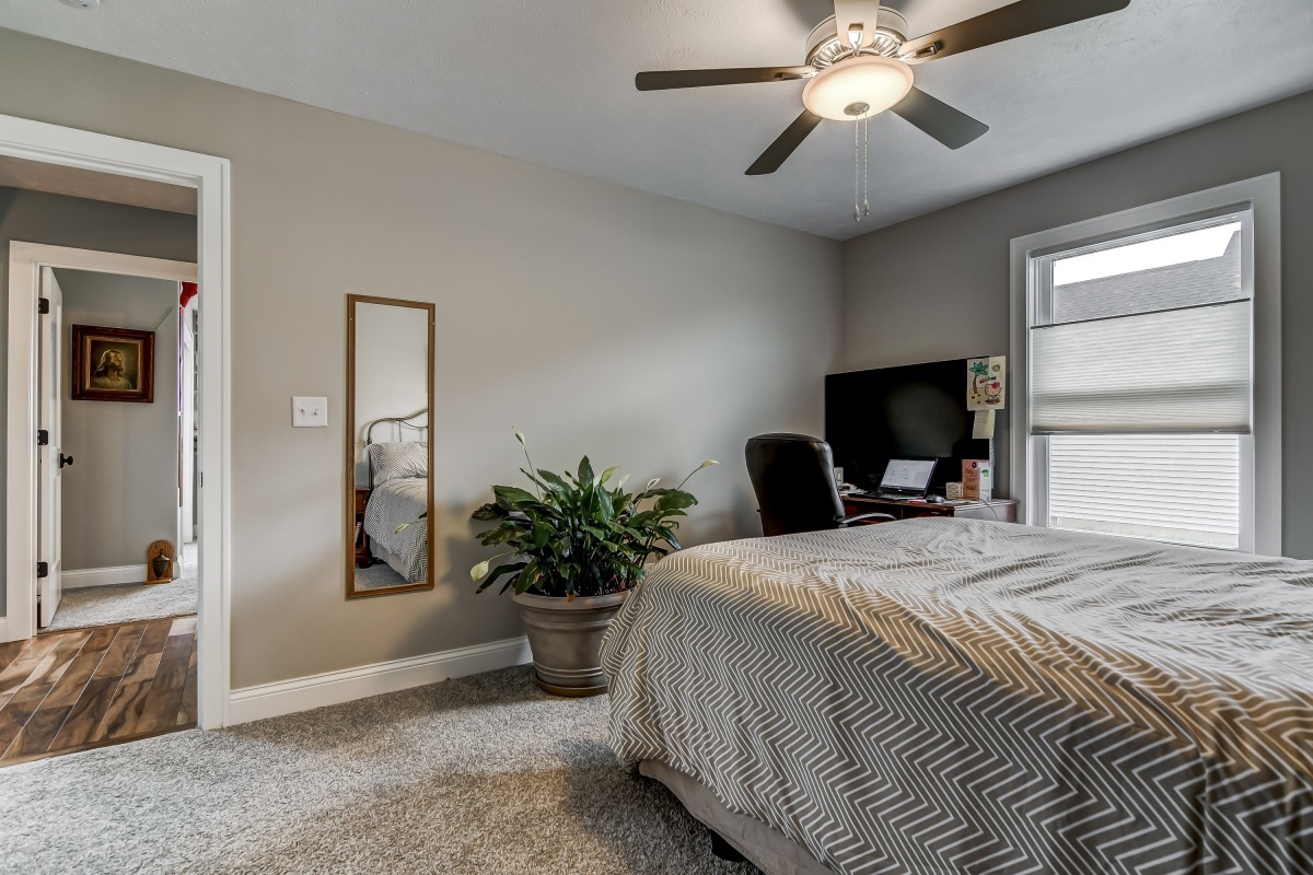 1409 Winston Drive Springfield, IL 62711 - Photo 17 of 49