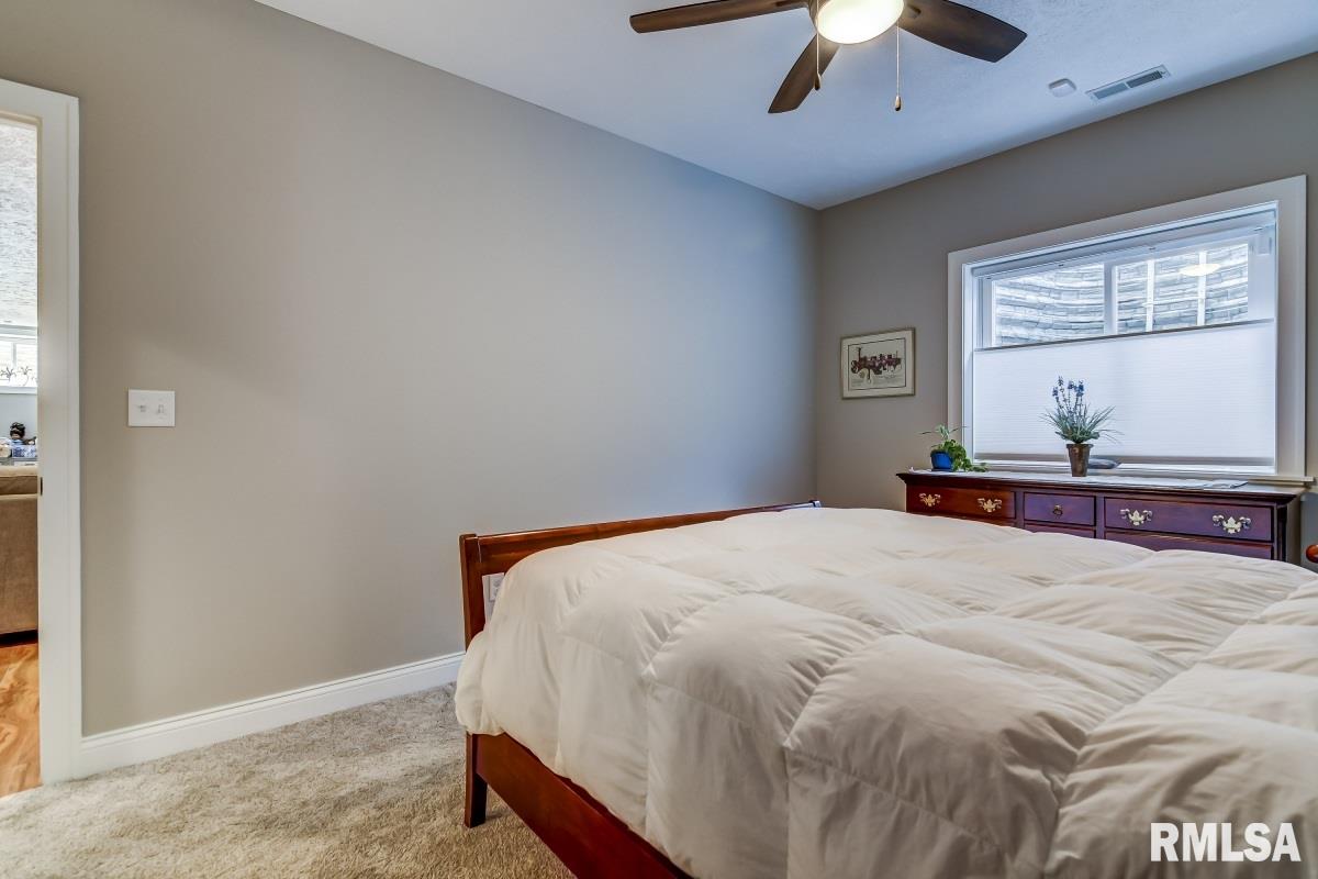 1409 Winston Drive Springfield, IL 62711 - Photo 22 of 49