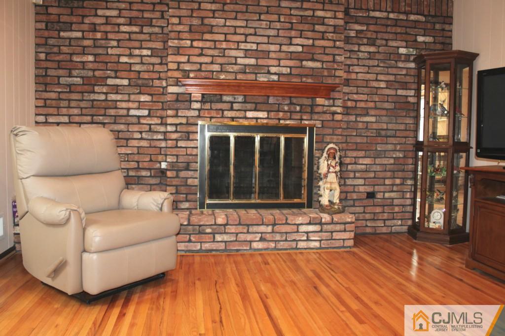 2 Oak Tree Road Monmouth Junction, NJ 08852 - Photo 8 of 22 Gallery Image 8