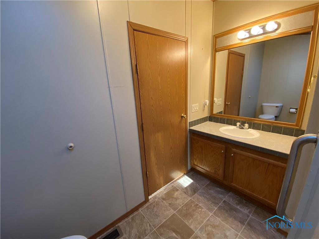 27484 Oregon Road, Unit 22 Perrysburg, OH 43551 - Photo 32 of 37 Gallery Image 32