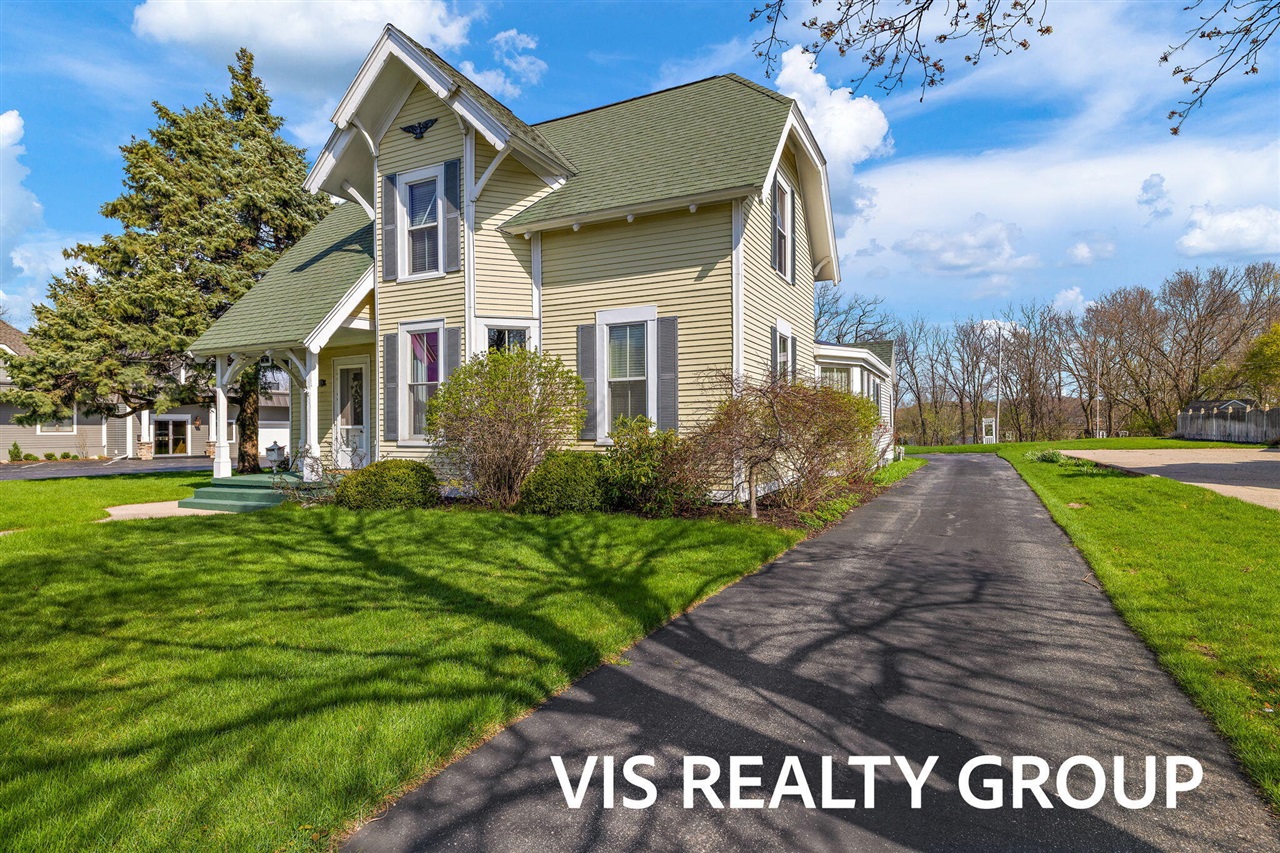 223 East Savidge Street Spring Lake, MI 49456 - Photo 2 of 72