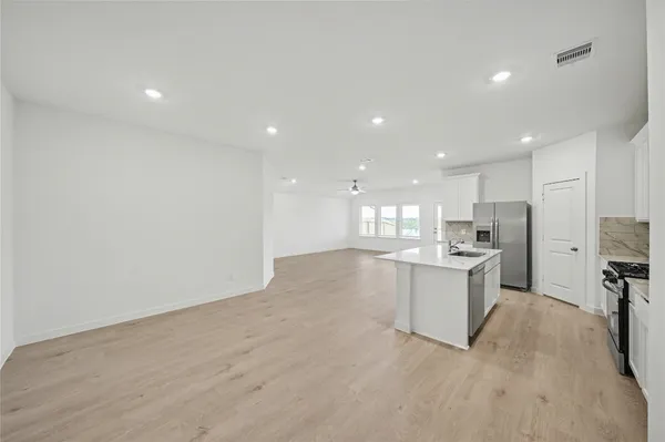 $2,500 | 3930 Langridge Drive, Fulshear, TX 77441