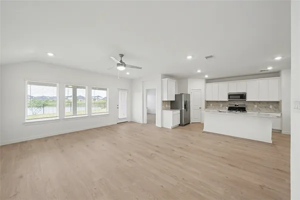 $2,500 | 3930 Langridge Drive, Fulshear, TX 77441