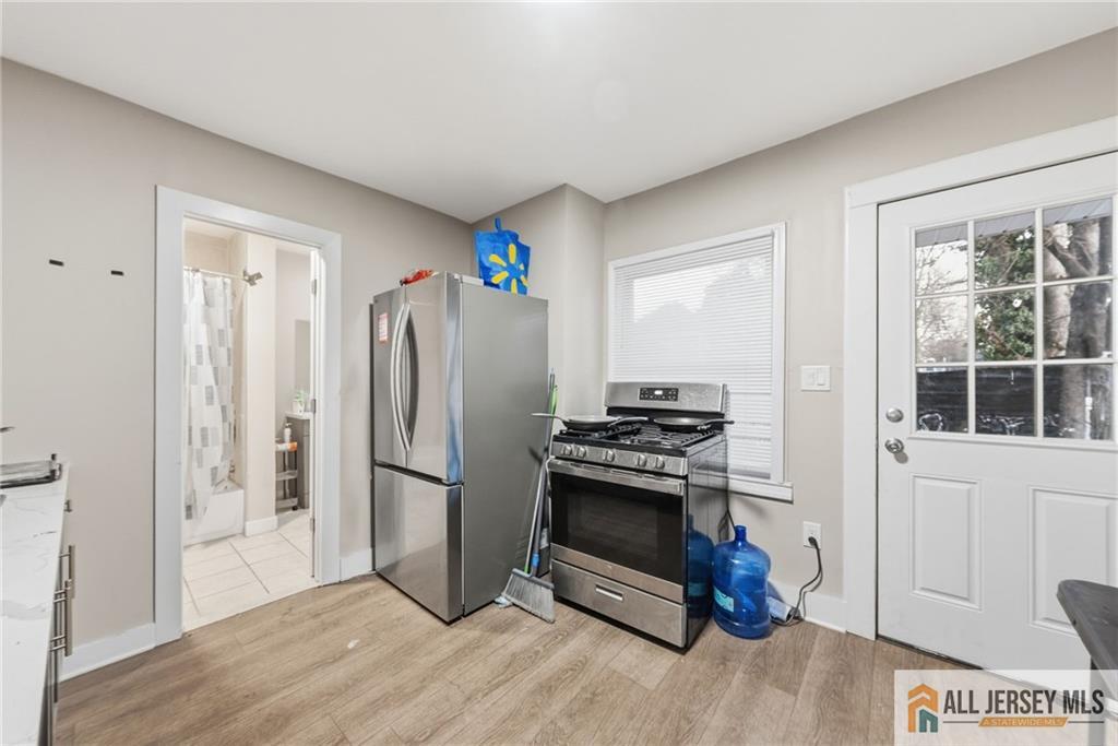 38 Prosper Street New Brunswick, NJ 08901 - Photo 17 of 38