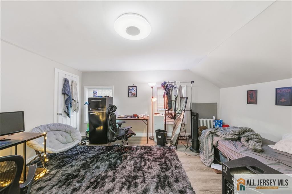 38 Prosper Street New Brunswick, NJ 08901 - Photo 27 of 38