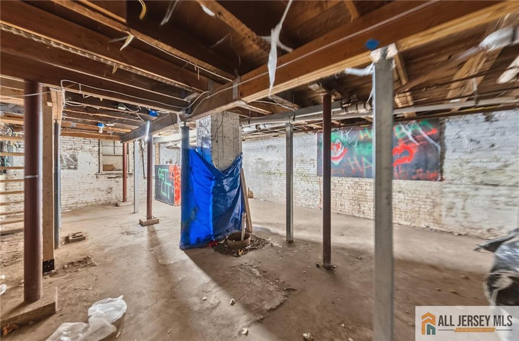 38 Prosper Street New Brunswick, NJ 08901 - Photo 29 of 38