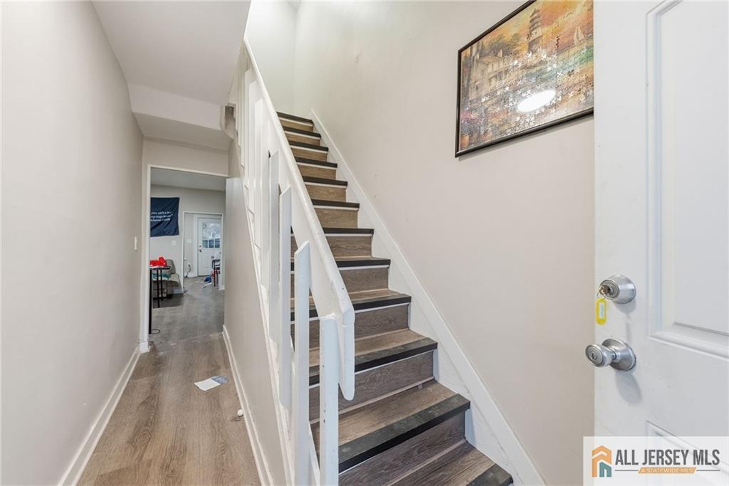 38 Prosper Street New Brunswick, NJ 08901 - Photo 9 of 38