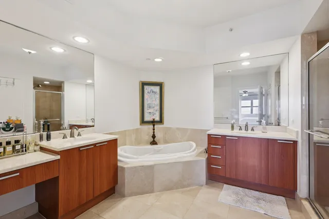 $649,000 | 2640 Lake Shore Drive, Unit 1809, Riviera Beach, FL 33404