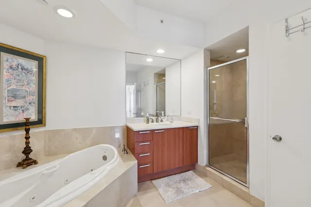 $649,000 | 2640 Lake Shore Drive, Unit 1809, Riviera Beach, FL 33404