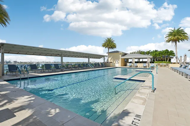 $649,000 | 2640 Lake Shore Drive, Unit 1809, Riviera Beach, FL 33404