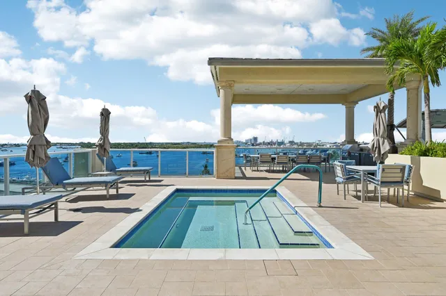 $649,000 | 2640 Lake Shore Drive, Unit 1809, Riviera Beach, FL 33404