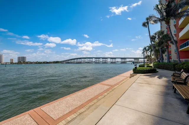 $649,000 | 2640 Lake Shore Drive, Unit 1809, Riviera Beach, FL 33404
