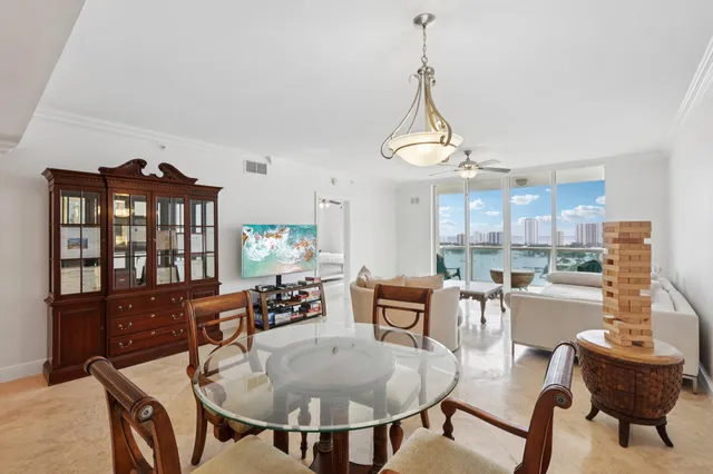 $649,000 | 2640 Lake Shore Drive, Unit 1809, Riviera Beach, FL 33404