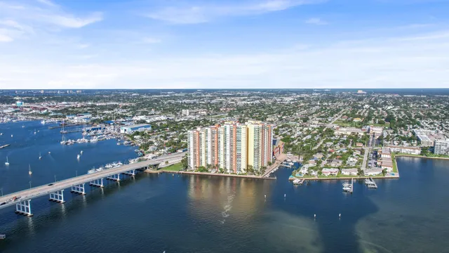 $649,000 | 2640 Lake Shore Drive, Unit 1809, Riviera Beach, FL 33404