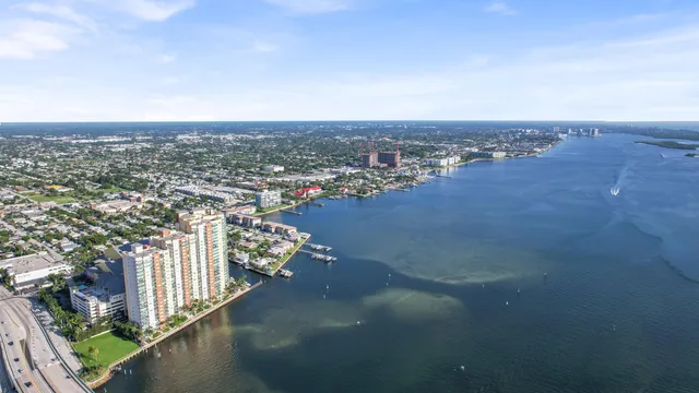 $649,000 | 2640 Lake Shore Drive, Unit 1809, Riviera Beach, FL 33404