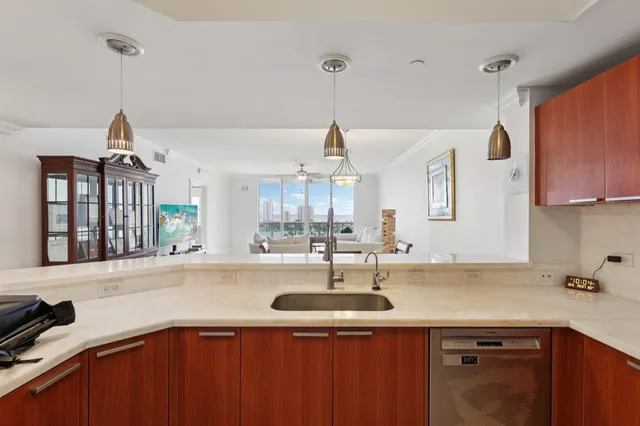 $649,000 | 2640 Lake Shore Drive, Unit 1809, Riviera Beach, FL 33404