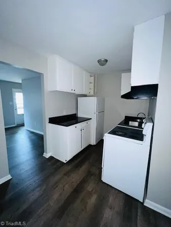 $950 | 3432 Wichita Place, Unit H, Greensboro, NC 27405