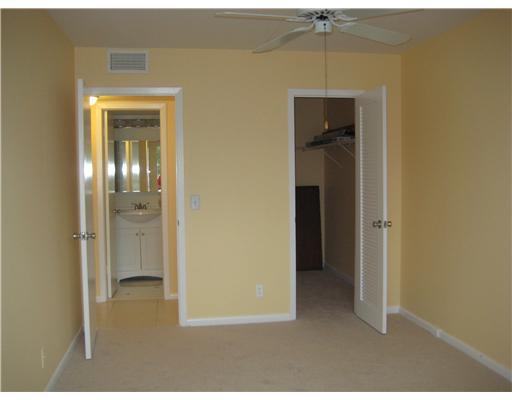 397 Brighton J, Unit 397 Boca Raton, FL 33434 - Photo 8 of 9 Additional Photo