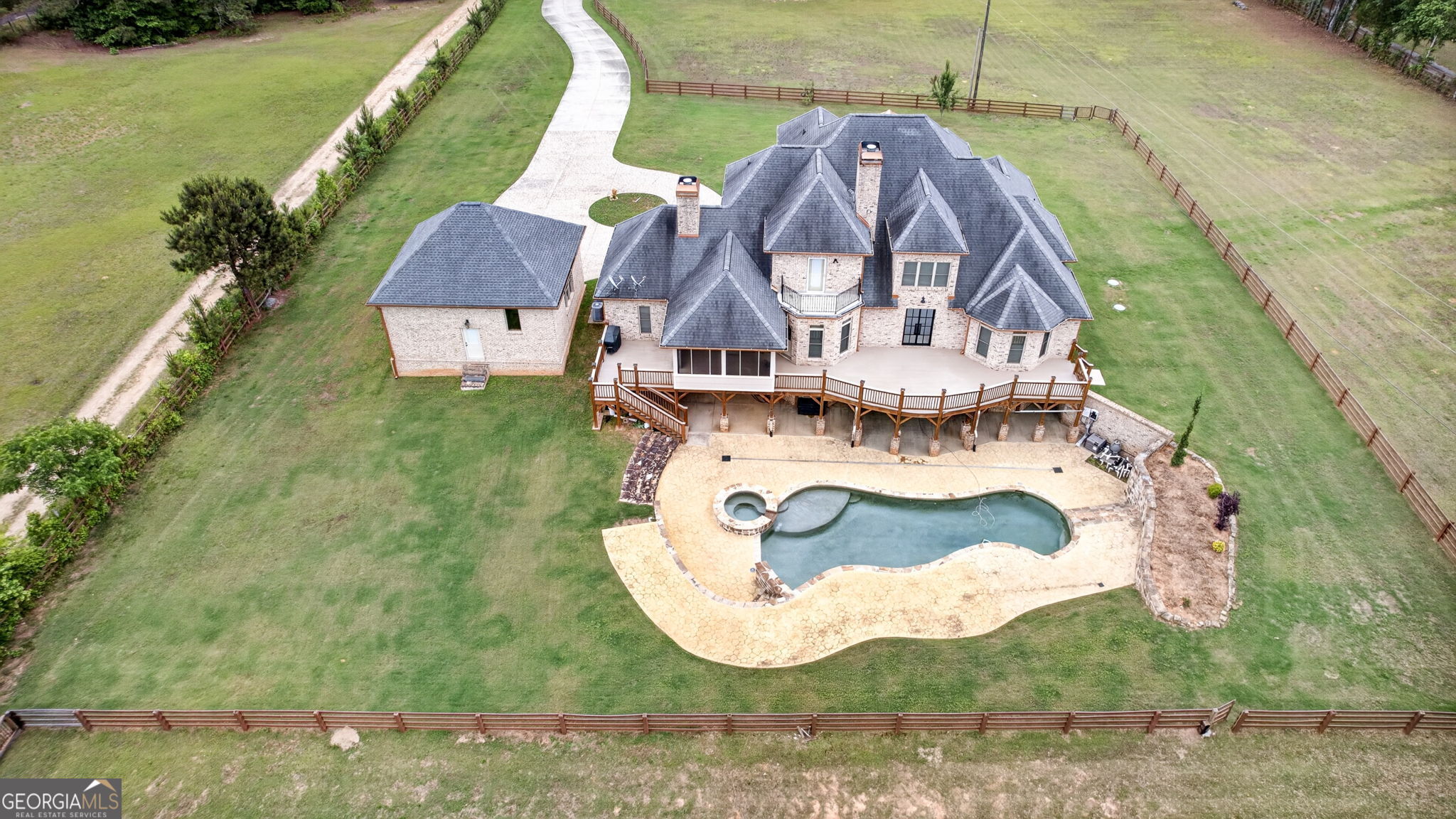 1585 Leguin Mill Road Locust Grove, GA 30248 - Photo 2 of 68