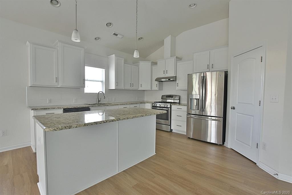 6424 Bluegill Road Charlotte, NC 28216 - Photo 5 of 23 Gallery Image 5